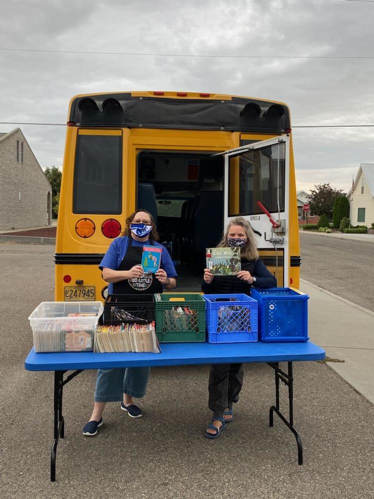 Mrs. Petersen and Ms Steinmetz at the Mobile Library